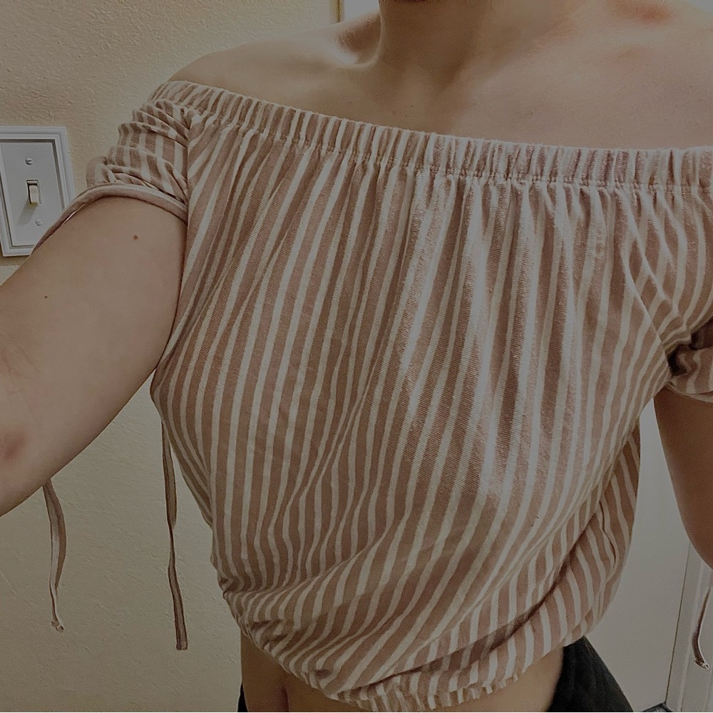 Aeropostale Top, Pink&White  horizontal stripes
